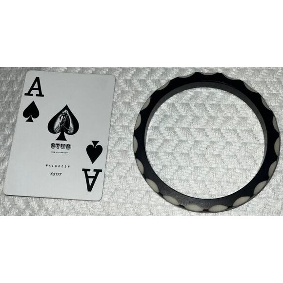 Iris Apfel & Bajalia Vintage Beige Spots Black Bangle Bracelet  - Picture 4 of 6